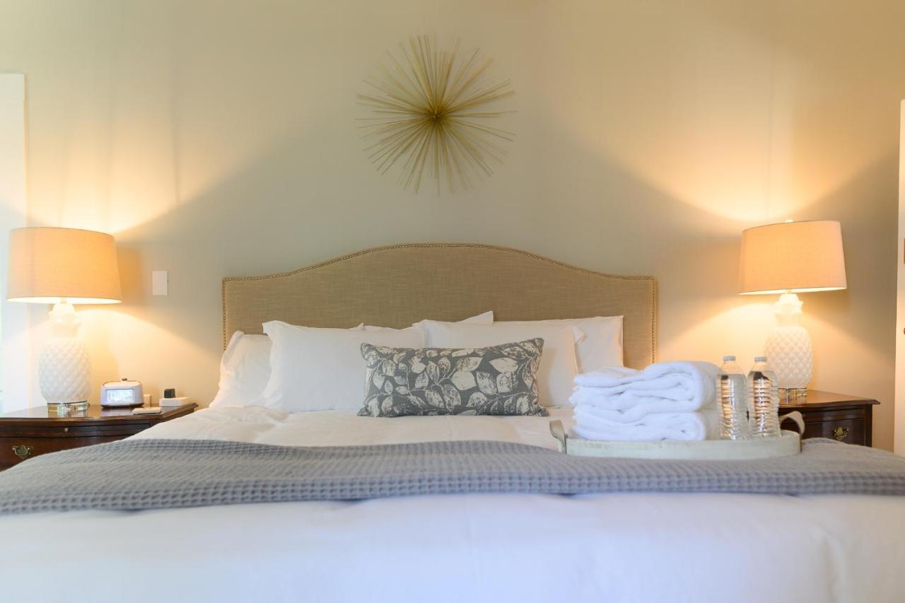 Rose Hill Inn Versailles Экстерьер фото